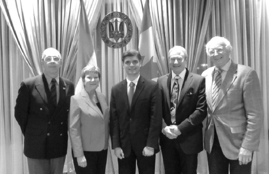 L. to R.: Ron Sorobey, President of UCPBA Ottawa; Vicki Karpiak, VP UNF Ottawa-Gatineau, Vadym Prystaiko, Ambassador of Ukraine in Canada; Paul Migus, President of UNF Ottawa-Gatineau; Orest Dubas